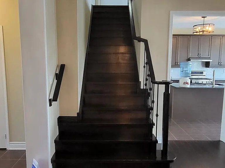 207 Dymott Ave — Photo 5