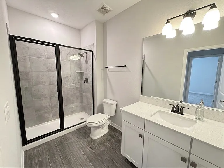 Upstairs Bathroom