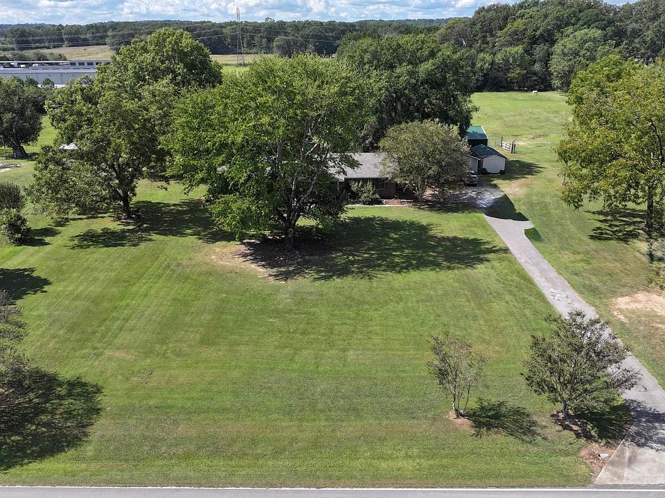 1st image of 2405 Shady Grove Ln SW