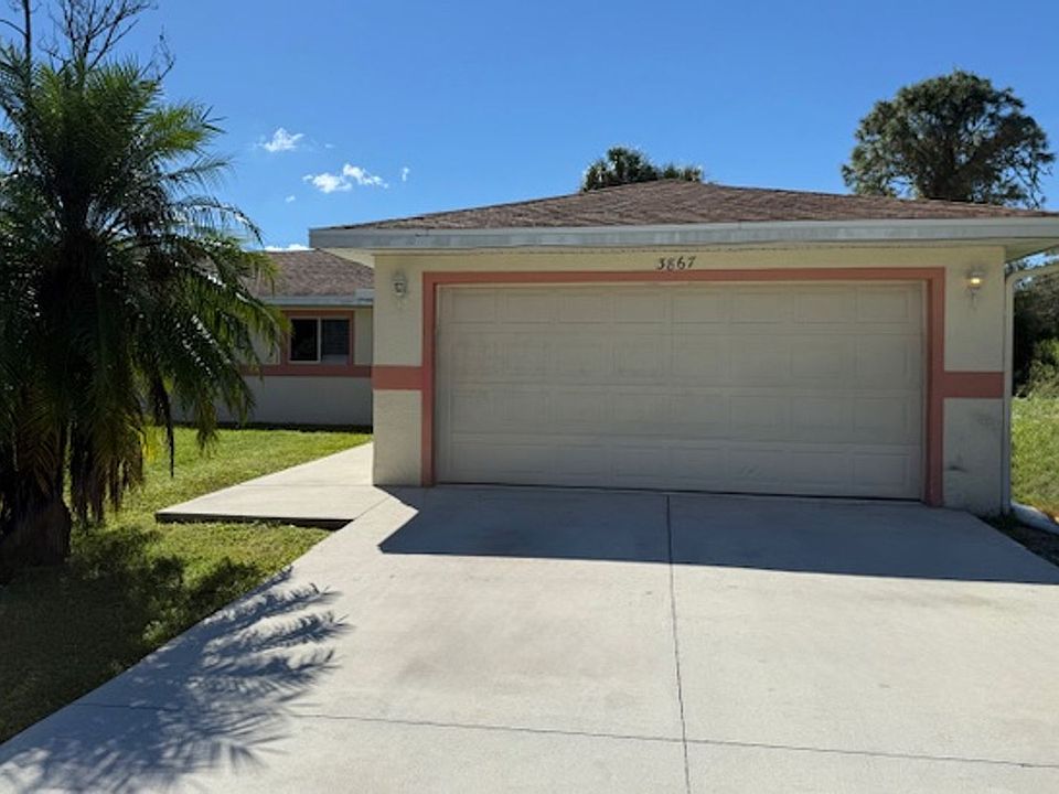 1st image of 3867 Hollycrest St