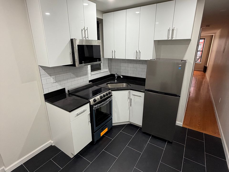 1st image of 346 W 36th St APT 4C