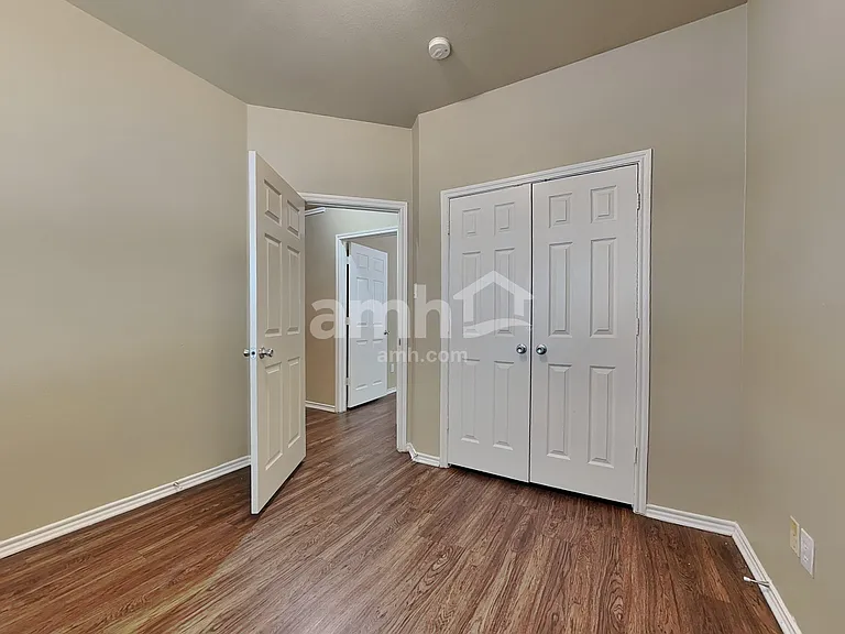 9000 Stone Mill Ln — Photo 11
