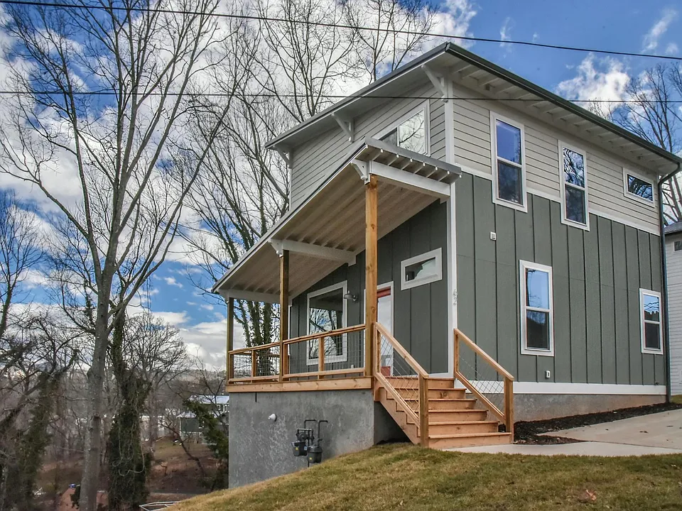 62 Logan Cir #2