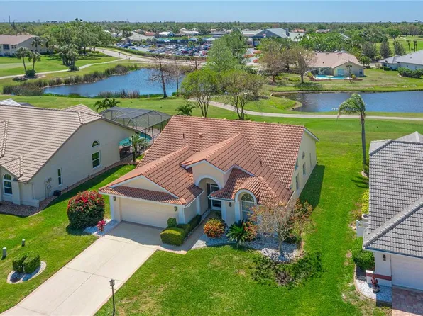 6514 Stone River Rd, Bradenton, FL 34203