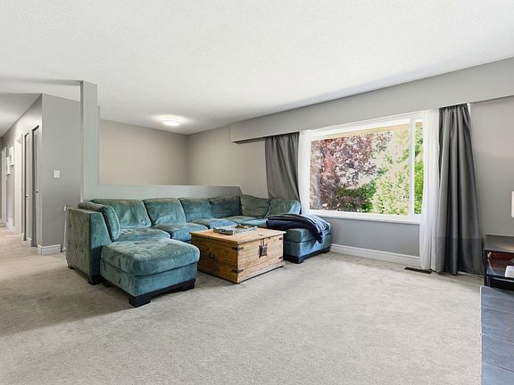 4th image of 20844 45a Ave