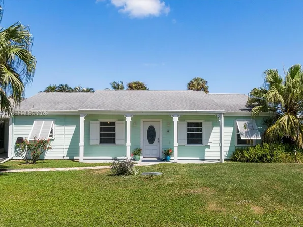 779 SW 31st St, Palm City, FL 34990