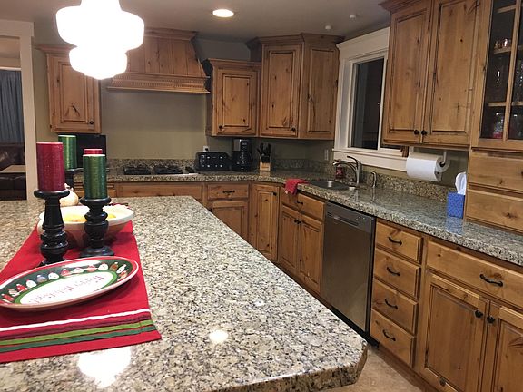 5th image of 2460 E Gregson Ave