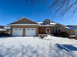 304 N 11th Ave, Monroe, WI 53566