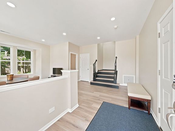 5th image of 2112 S Crambourne Way #6