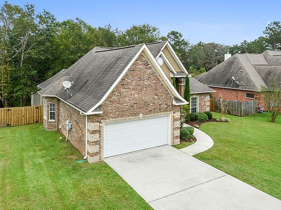 3rd image of 3760 River Loop Dr
