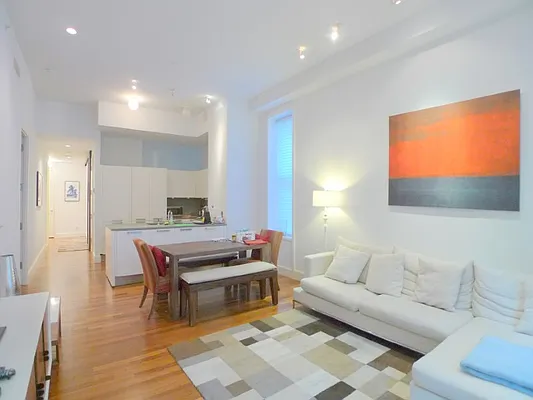 Rented by Sotheby's International Realty | media 10