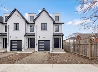 105 Winniett St, Brantford, ON