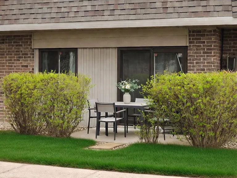 204 E Bailey Rd #D — Photo 10