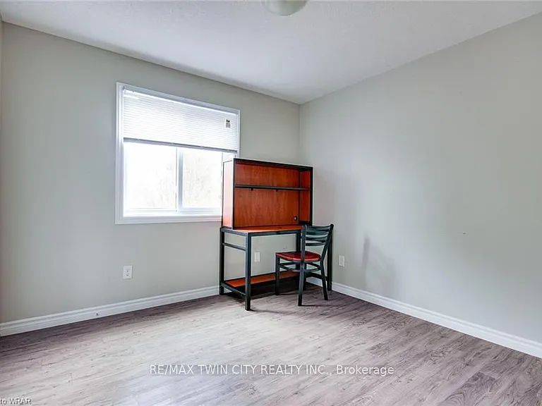 151 Bridgeport Rd E #4 — Photo 12