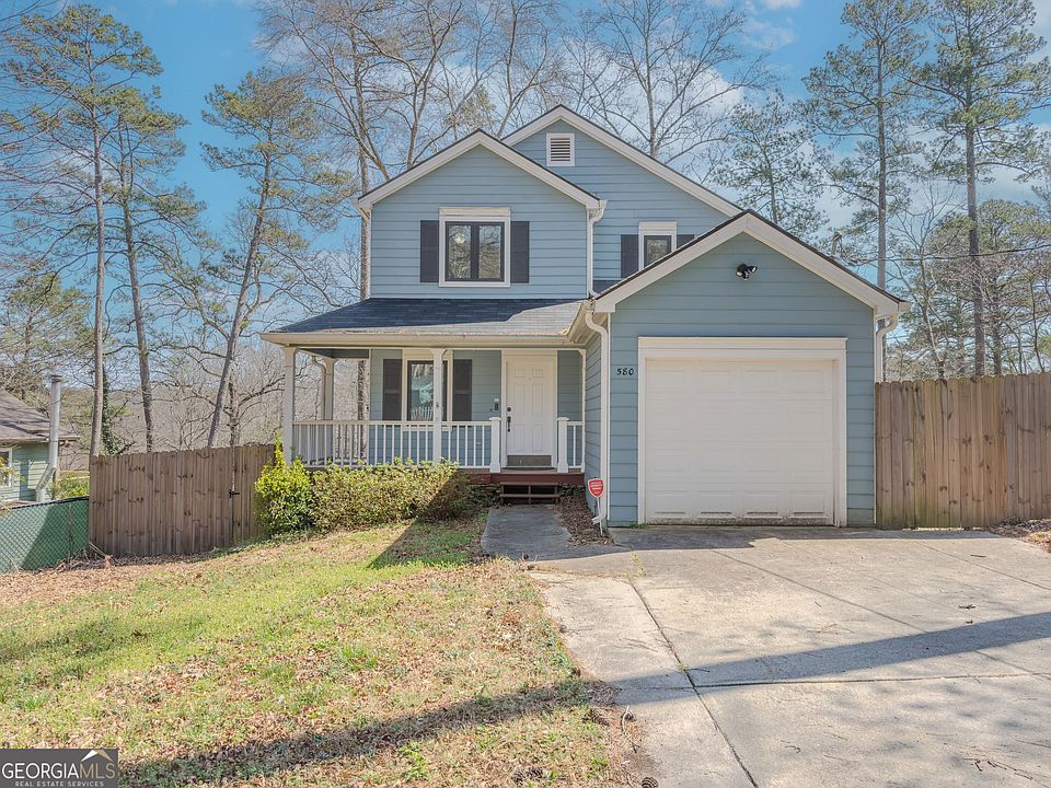 1st image of 580 Lake Dr