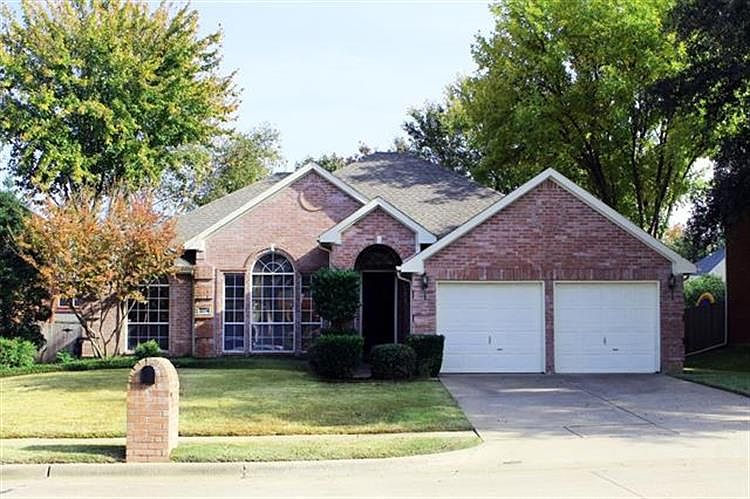 1st image of 2504 Clearwood Ln