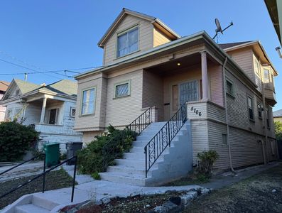 Oakland Home