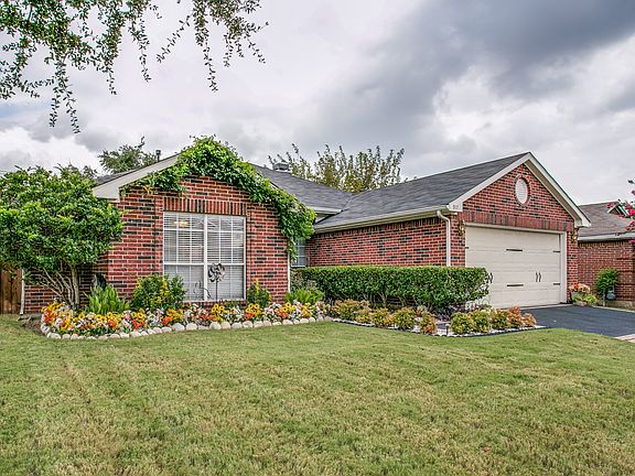 2nd image of 917 Winterwood Ct
