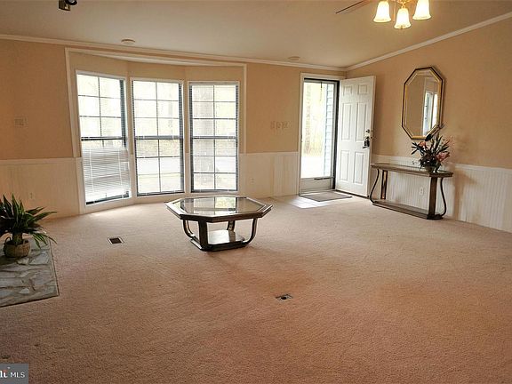 2nd image of 37371 Georgia Dr