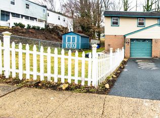 847 Woodchuck Ln, Reading, PA 19606