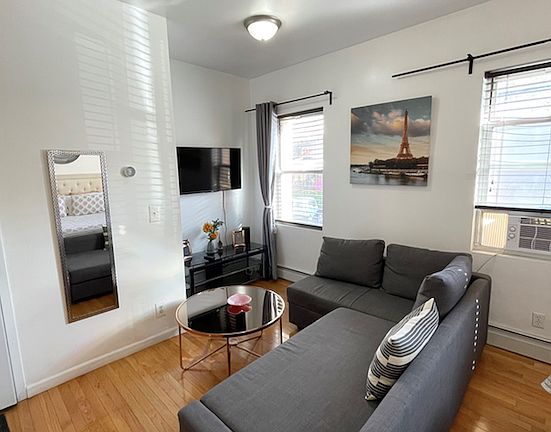 5th image of 235 Starr St #1L