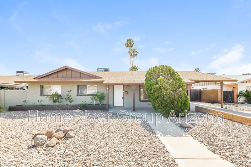 1st image of 4221 W Palo Verde Dr