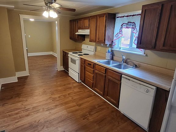 4th image of 159 E Acton Ave