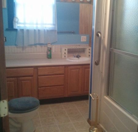 5th image of 716 Warsaw Ave
