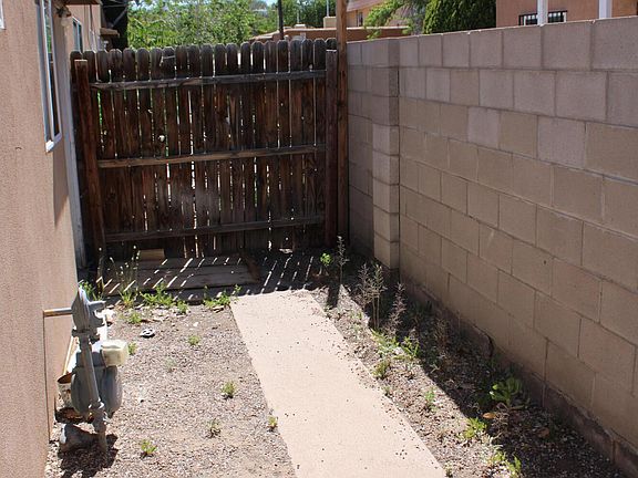 5th image of 511 Texas St NE