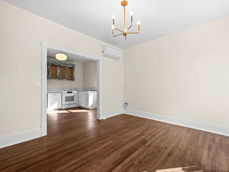 Living flows into large kitchen