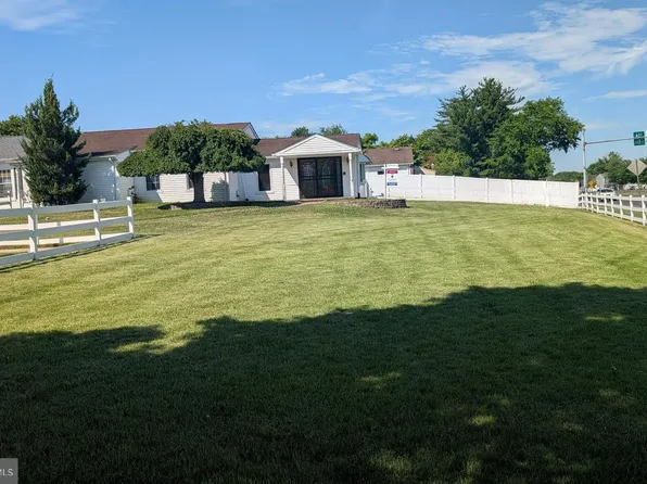 2948 Hanita Ct, Bensalem, PA 19020