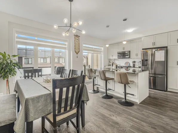 10 Birmingham Dr #25, Cambridge, ON N1R 0C6