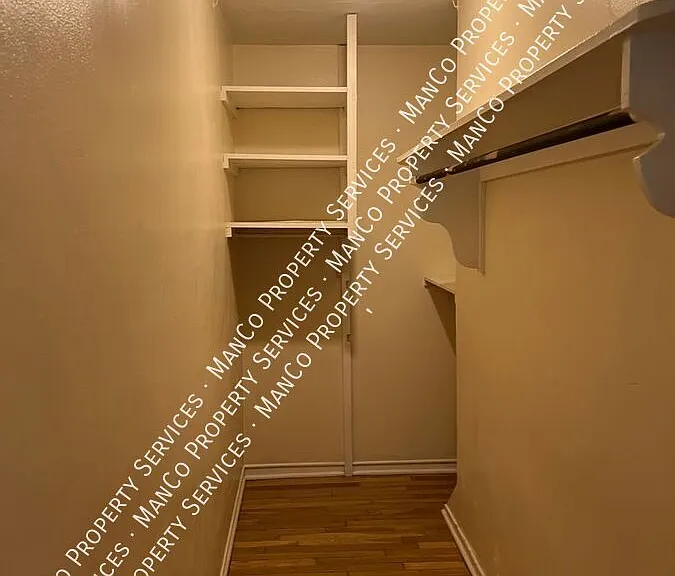 410 Delaware Ave #3 — Photo 7