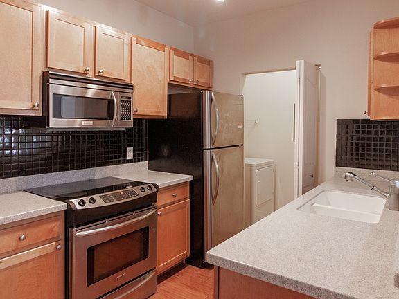 5th image of 4207 S Dale Mabry Hwy Unit 11101