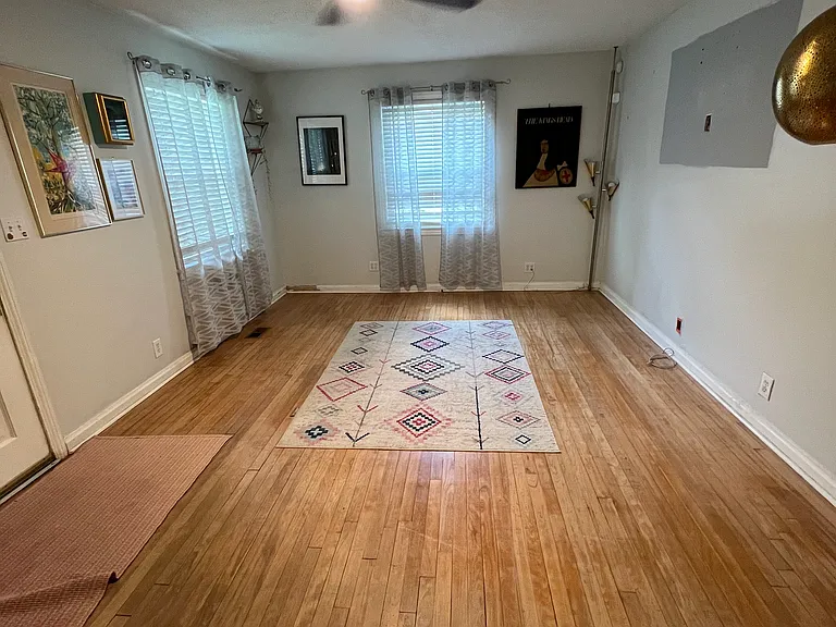 1712 Marsden Ave — Photo 13