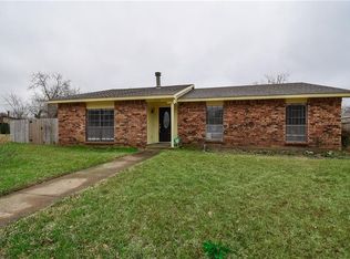 3318 Edgecliff Dr, Garland, TX 75043