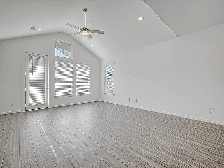 22111 Ingham Bluff Ln — Photo 16