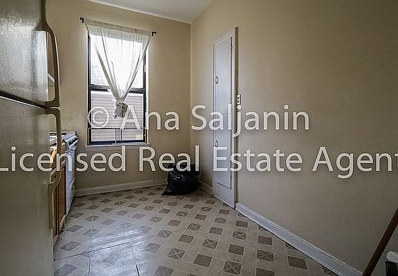4th image of 21-47 48th St #2R