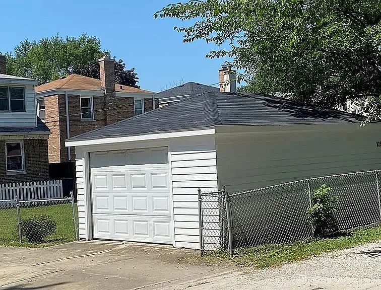 825 Norfolk Ave — Photo 2