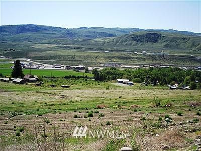 1st image of LOT Seven Parks Dr