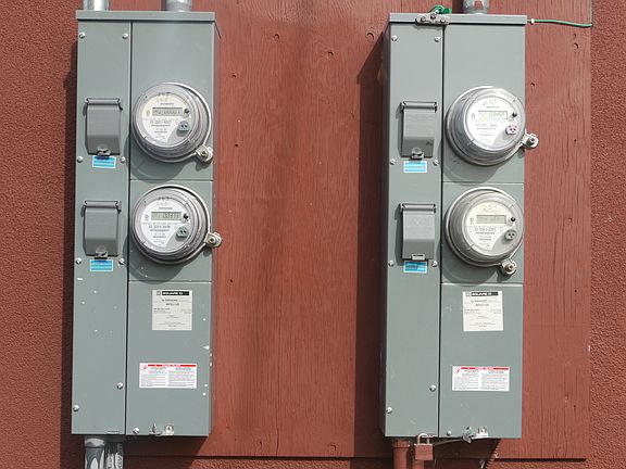 2nd image of 265 W 14th St
