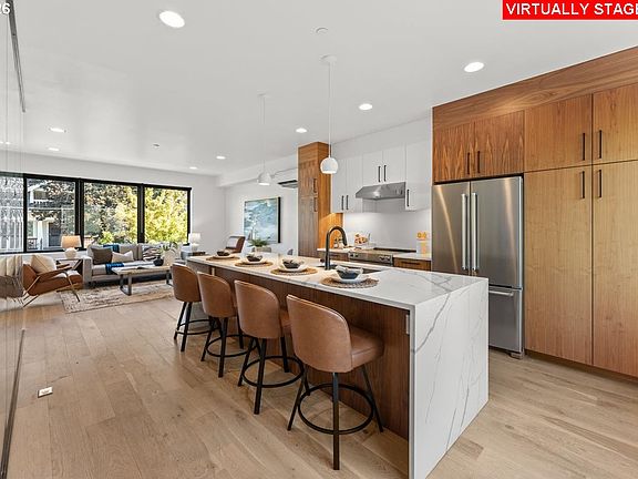 3rd image of 2268 SE Division