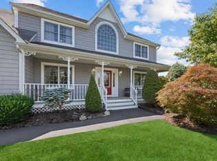 960 Farmveu Rd, Mattituck, NY 11952