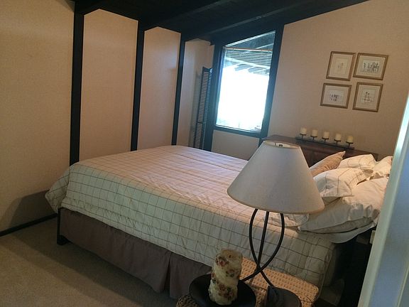 Bedroom 3 w/Walkin Closet