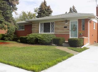 31278 Wellston Dr, Warren, MI 48093