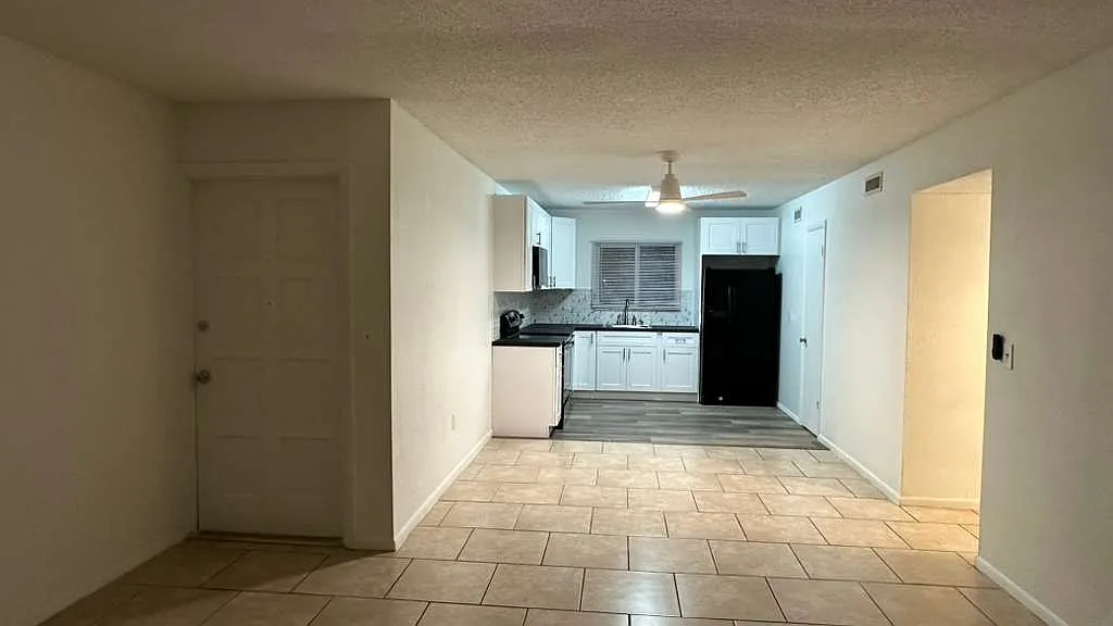 2 bed, $1,550 — Photo 4