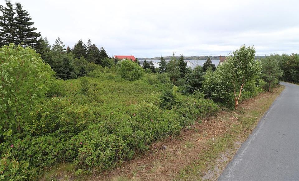 1st image of 16 Hardings Lane