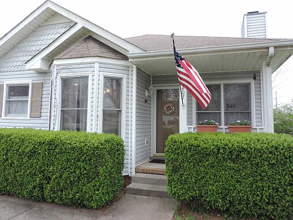 2nd image of 3207 S Senseney Cir