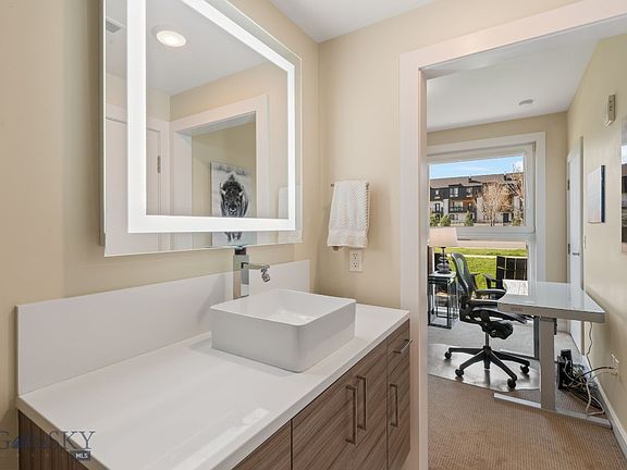 5th image of 476 Enterprise Blvd #117