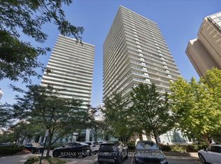 5500 Yonge St #209, Toronto, ON M2N7L1